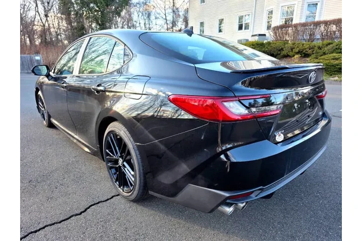 $28400 : 2025 Camry XSE image 5