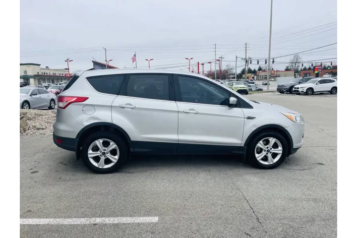 $4500 : 2013 Escape SE image 7
