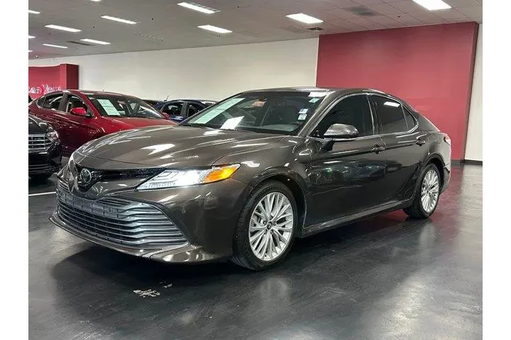 $19905 : Toyota Camry 2018 LE 4dr Sed image 2