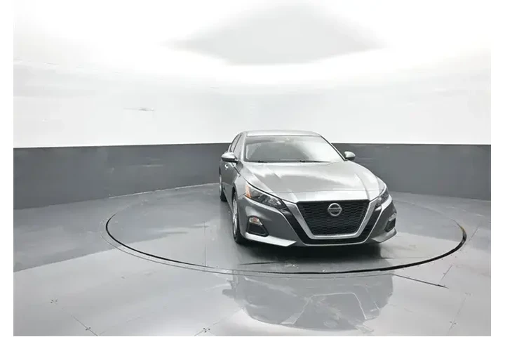 $15900 : Nissan Altima 2022 2.5 S 4dr image 2