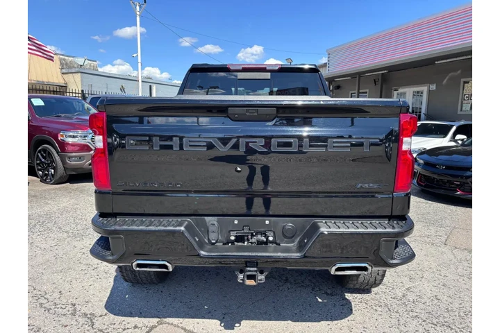 2022 Silverado 1500 LTD RST image 5