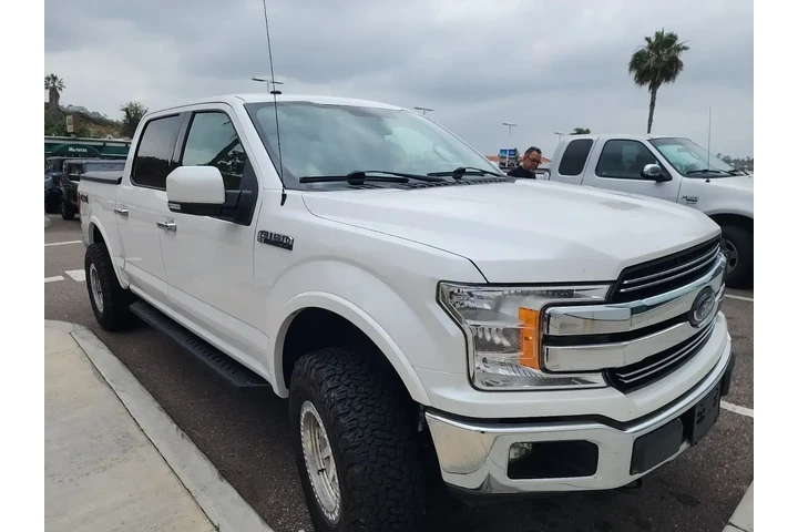 $24900 : Ford F-150 2018 4x4 Lariat 4 image 2