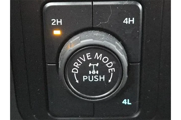 $39809 : Ford F-150 2023 4x4 XL 4dr S image 9