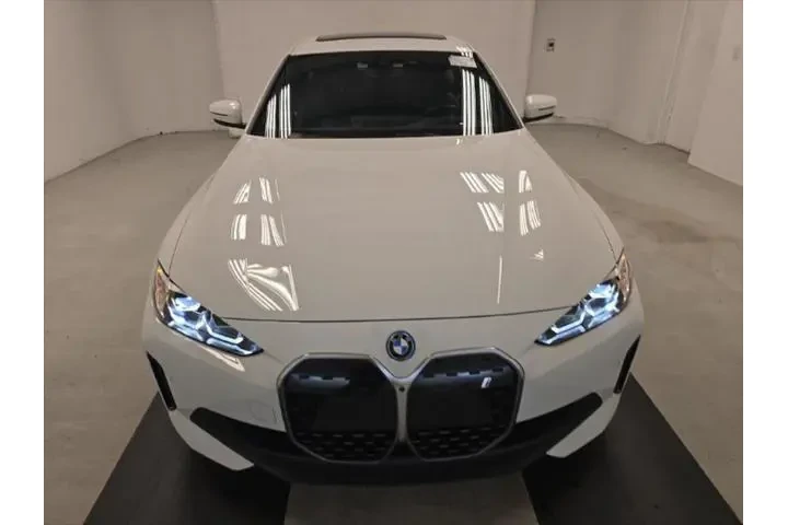 $28890 : BMW i4 2023 eDrive35 Gran Co image 2