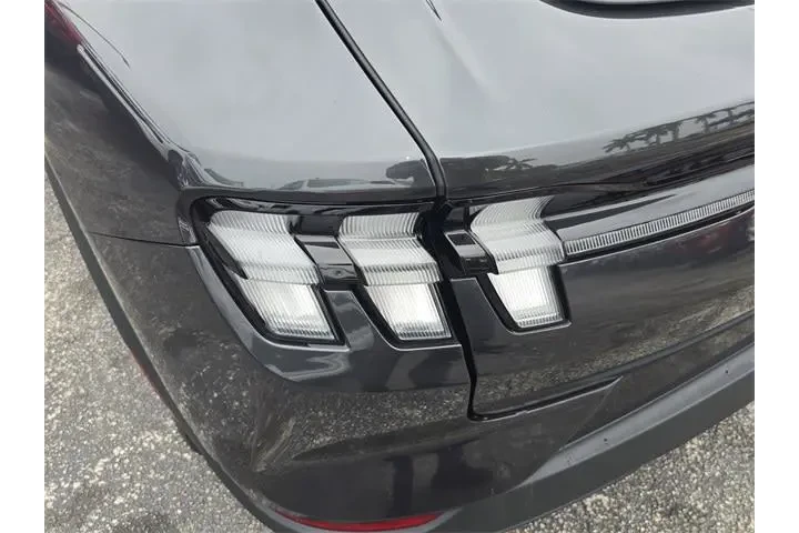 $18990 : Ford Mustang Mach-E 2021 AWD image 5