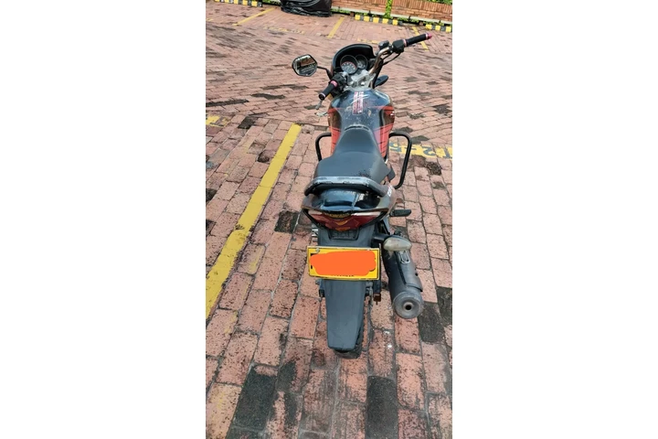 $1400000 : Vendo repuestos moto completa image 5