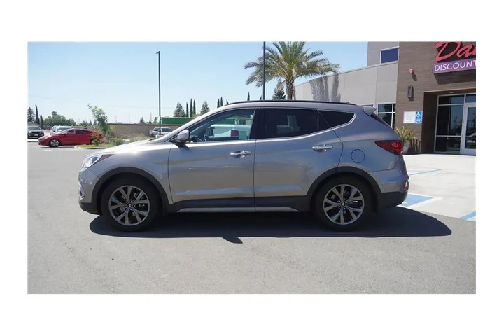 $17284 : 2017 Santa Fe Sport 2.0T Ulti image 9