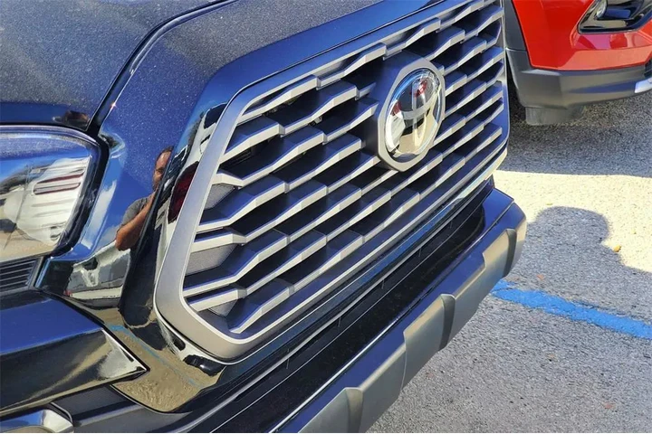 $33991 : Toyota Tacoma 2023 4x2 TRD O image 3