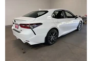 $23320 : Toyota Camry 2022 SE 4dr Sed thumbnail