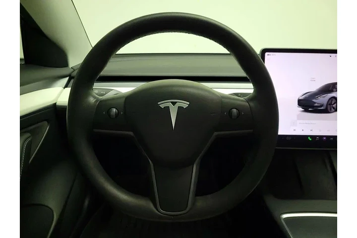 $27998 : Tesla Model 3 2022 AWD Long image 10