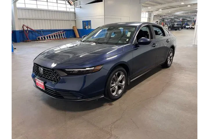 $25752 : Honda Accord 2024 EX 4dr Sed image 7