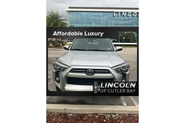 $33590 : Toyota 4Runner 2020 4x4 SR5 image 1