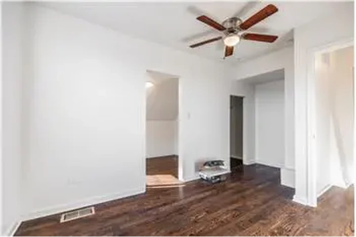 $3700 : Rental property with 3 bedro image 8