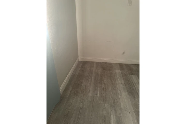 $950 : Recamara image 2