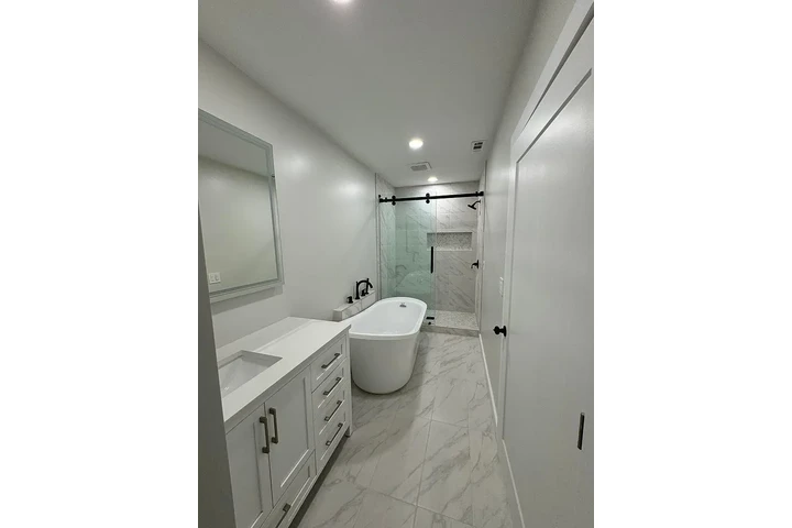 $800 : Nueva belleza de Lakewood 2 ! image 8
