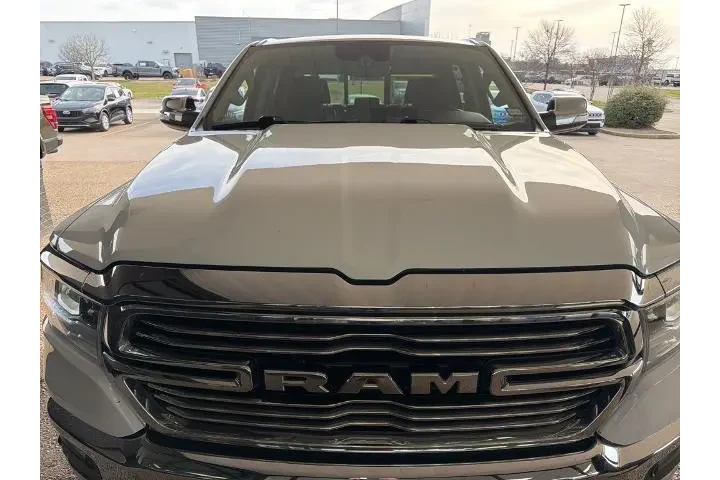 $31497 : Ram 1500 2021 4x4 Laramie 4d image 3