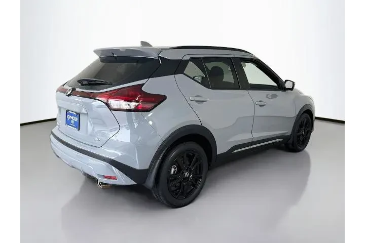 $21750 : Nissan Kicks 2021 SR 4dr Cro image 2