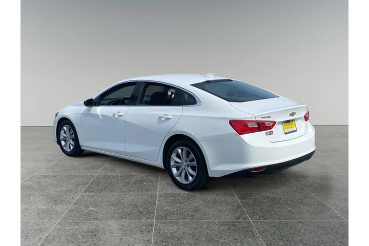 $23189 : Chevrolet Malibu 2023 LT 4dr image 3