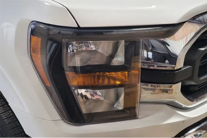 $36995 : Ford F-150 2023 4x4 XLT 4dr image 2