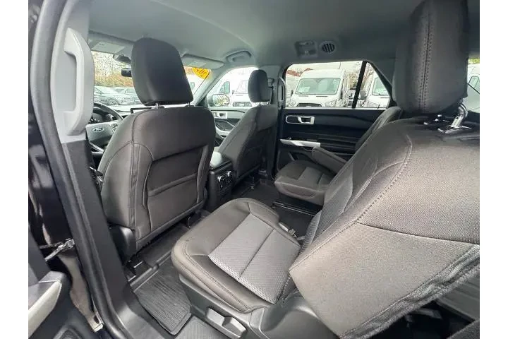 $30900 : Ford Explorer 2022 AWD XLT 4 image 9