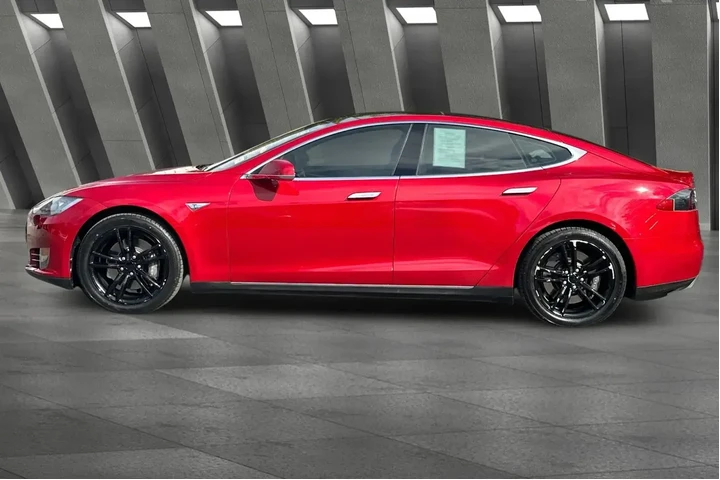 $18900 : Tesla Model S 2014 85 4dr Li image 8