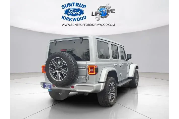 $38994 : Jeep Wrangler 2024 4x4 High image 3