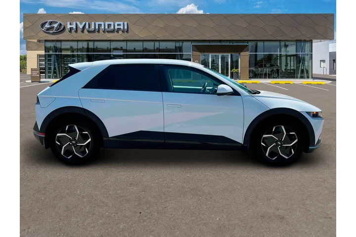 $24500 : Hyundai IONIQ 5 2024 SE Stan image 9