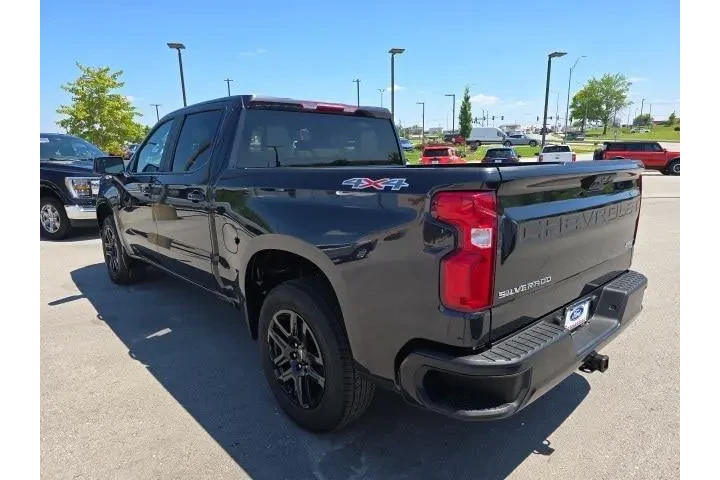 $39000 : Chevrolet Silverado 1500 202 image 3
