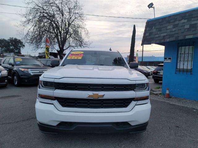 $27599 : 2018 Silverado 1500 Custom image 4