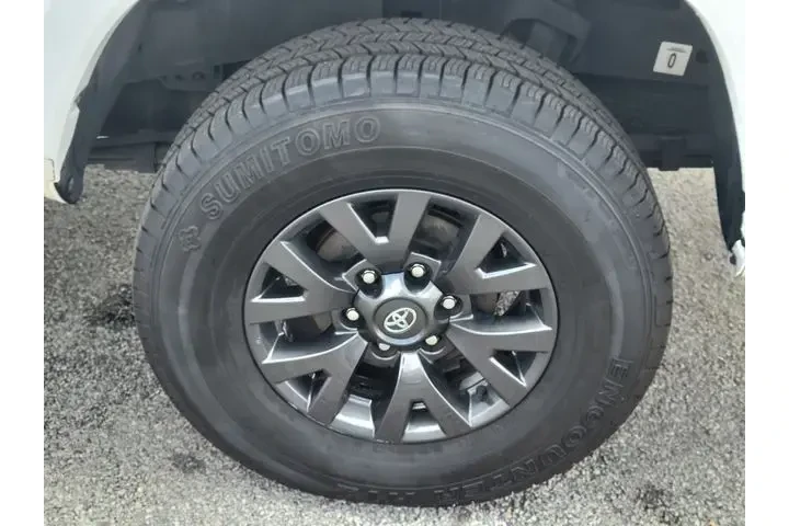 $27991 : Toyota Tacoma 2021 4x2 TRD O image 6