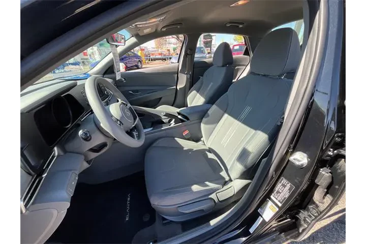 $17897 : Hyundai ELANTRA 2023 SEL 4dr image 10