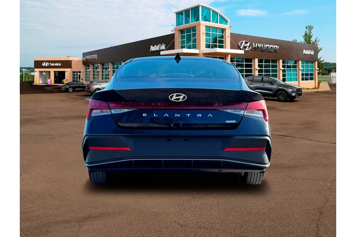 $21500 : Hyundai ELANTRA Hybrid 2025 image 6