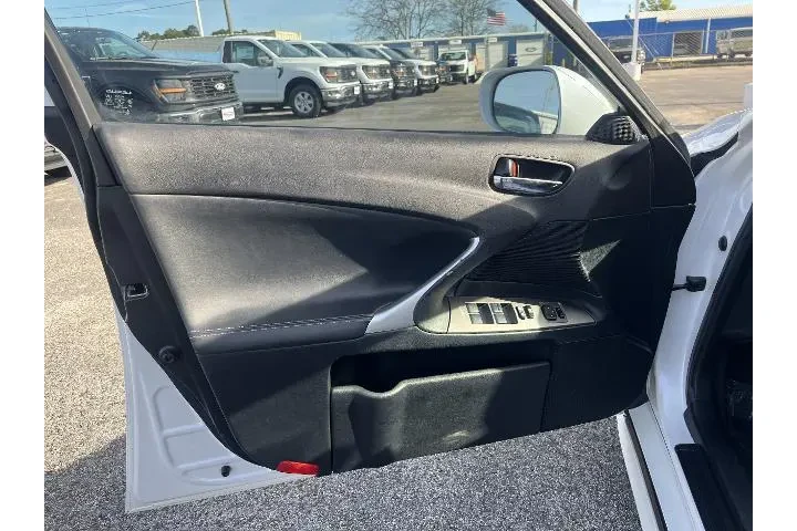 $9981 : Lexus IS 250 2009 4dr Sedan image 10