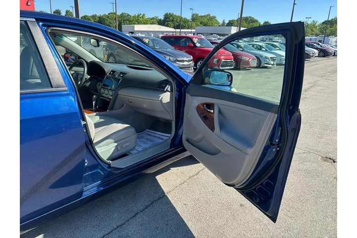 $7980 : 2009 Camry 4dr Sdn V6 Auto XL image 8