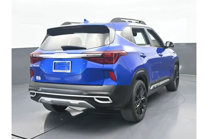 $21331 : Kia Seltos 2023 AWD Nightfal image 5