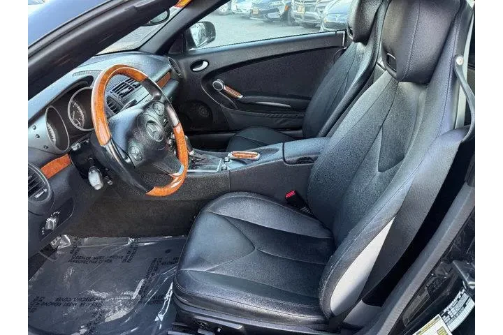 $16304 : Mercedes-Benz SLK 2011 SLK 3 image 9