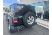 $24995 : Jeep Wrangler Unlimited 2020 thumbnail