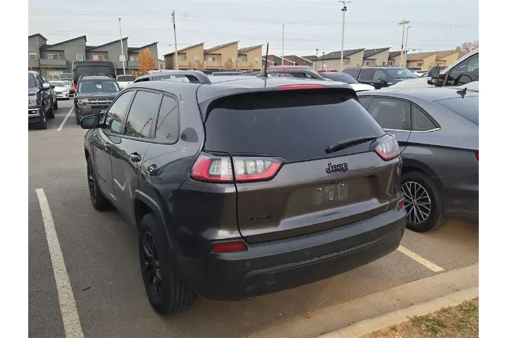 $24000 : Jeep Cherokee 2023 4x4 Altit image 2