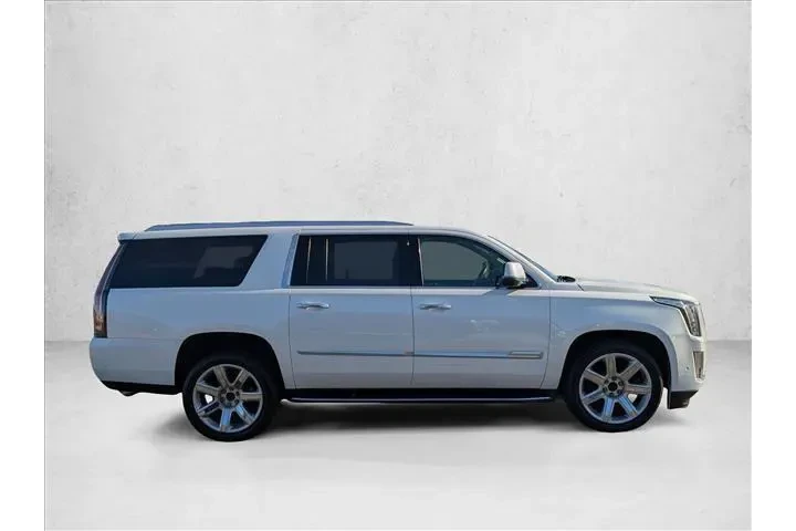 $37805 : Cadillac Escalade ESV 2020 L image 4