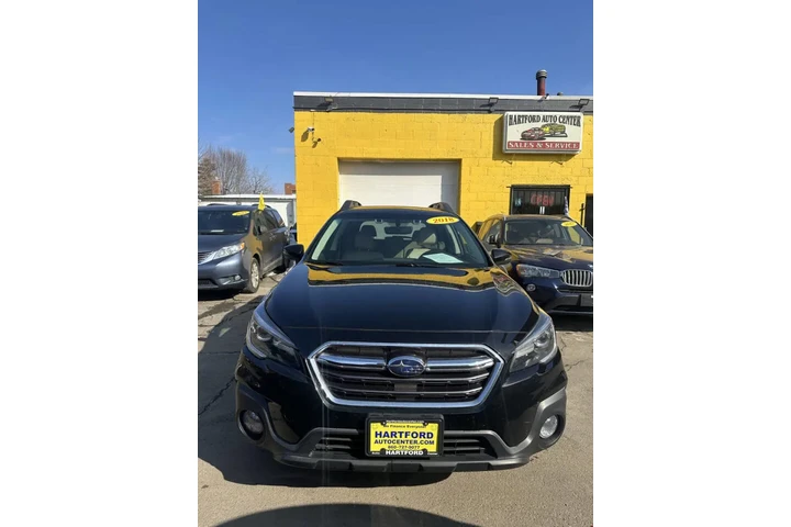 2018 Outback 3.6R Limited image 2