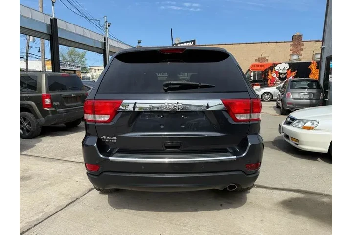 $7995 : 2013 Grand Cherokee Limited 4 image 5