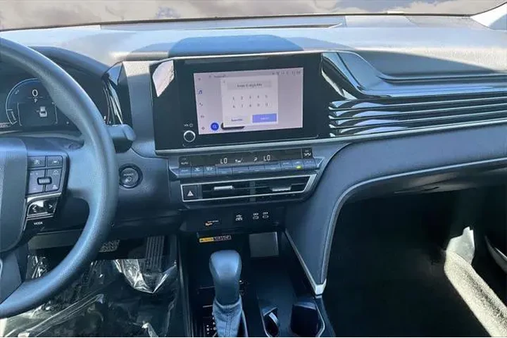 $23991 : Toyota Camry 2025 SE 4dr Sed image 9