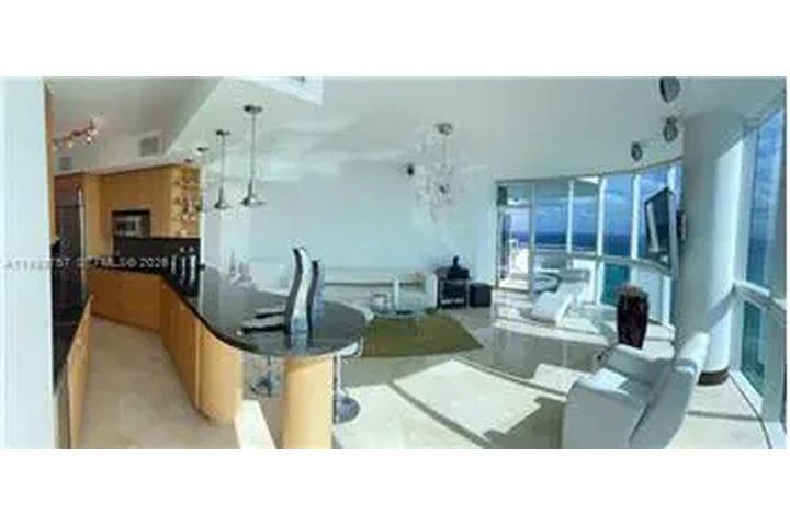 $8500 : Rental property with 3 bedro image 7