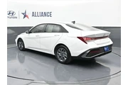 $22998 : Hyundai ELANTRA 2024 SEL 4dr thumbnail