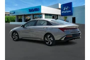 $17500 : Hyundai ELANTRA 2024 SEL 4dr thumbnail