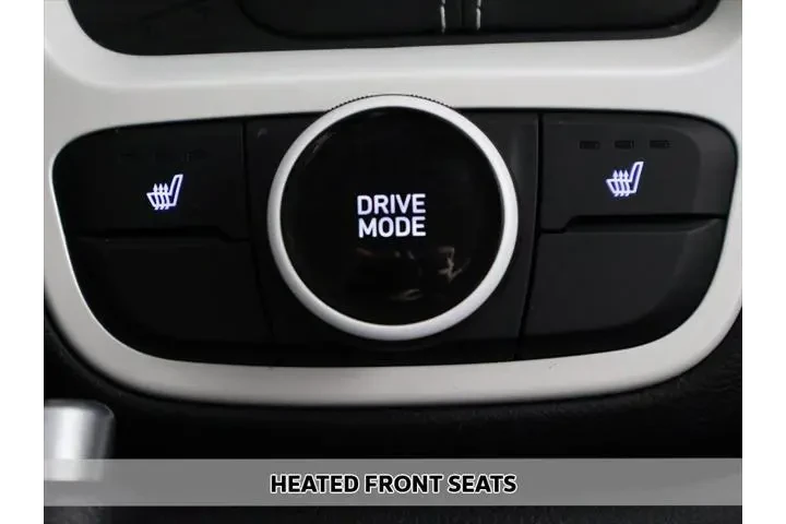 $20890 : Hyundai VENUE 2025 Limited 4 image 6