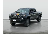 $32298 : Toyota Tacoma 2020 4x4 TRD S thumbnail