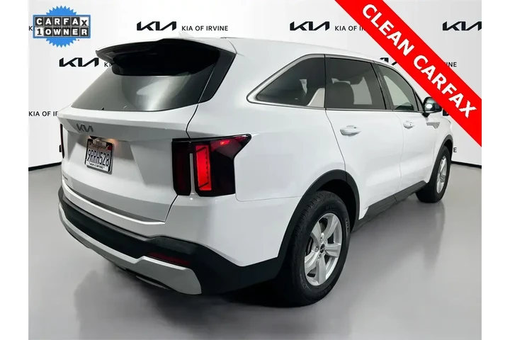 $26998 : Kia Sorento 2024 LX 4dr SUV image 9