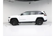 $29998 : Jeep Grand Cherokee 2024 4x2 thumbnail