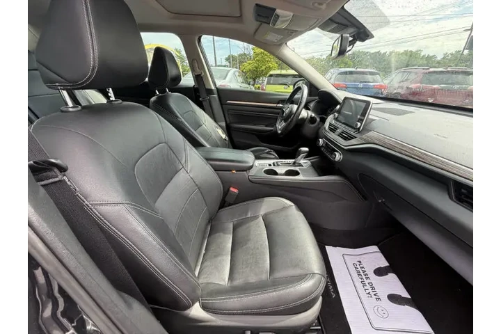 $13995 : 2019 Altima 2.5 SL image 8
